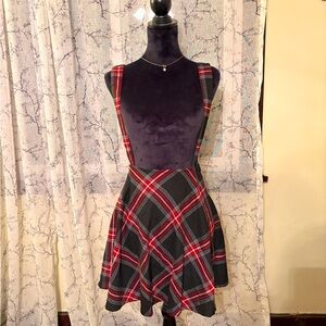 Hot Topic Plaid Suspender Skirt in size XL
